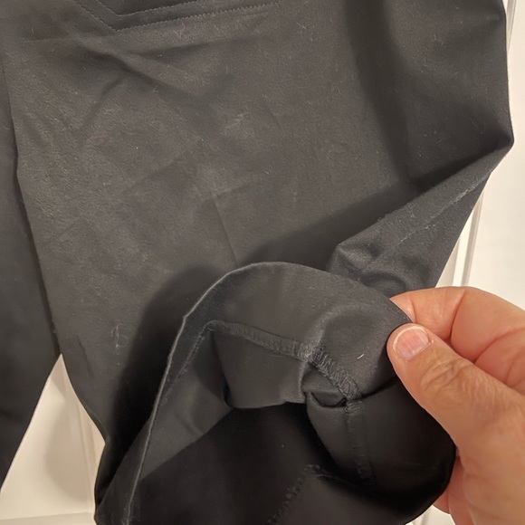 NWT Women’s Simply Vera‎ Vera Wang size 4  shorts Rich Black zipper front - Picture 5 of 13